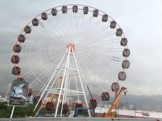 چرخ و فلک 40 متری