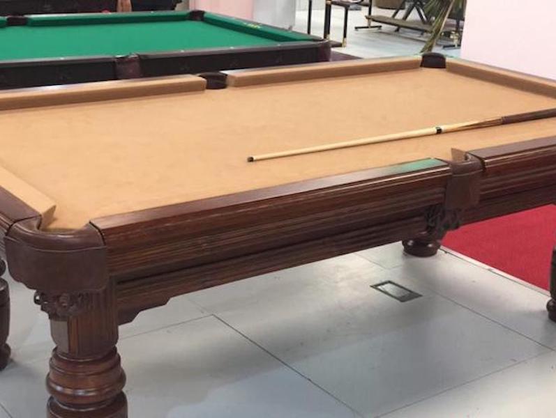 بیلیارد بیرمنگام میز بیلیارد بیرمنگام